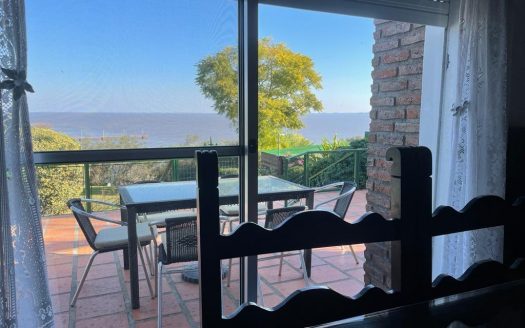 Hermosa casa con vista al río