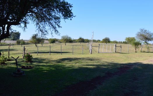 Hermosa chacra con costa al Río Uruguay