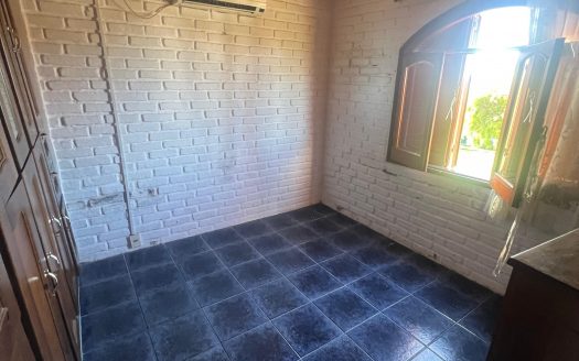 Las Cañas. Amoblada