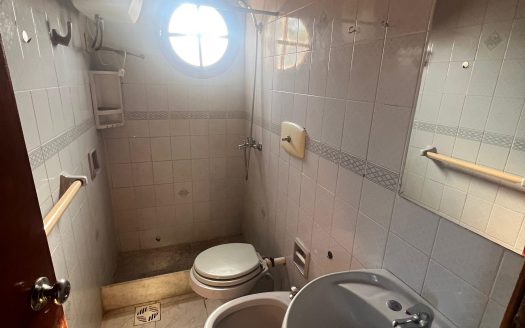 Las Cañas. Amoblada