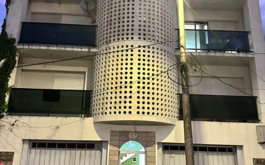 Apto en Barrio Jardín I